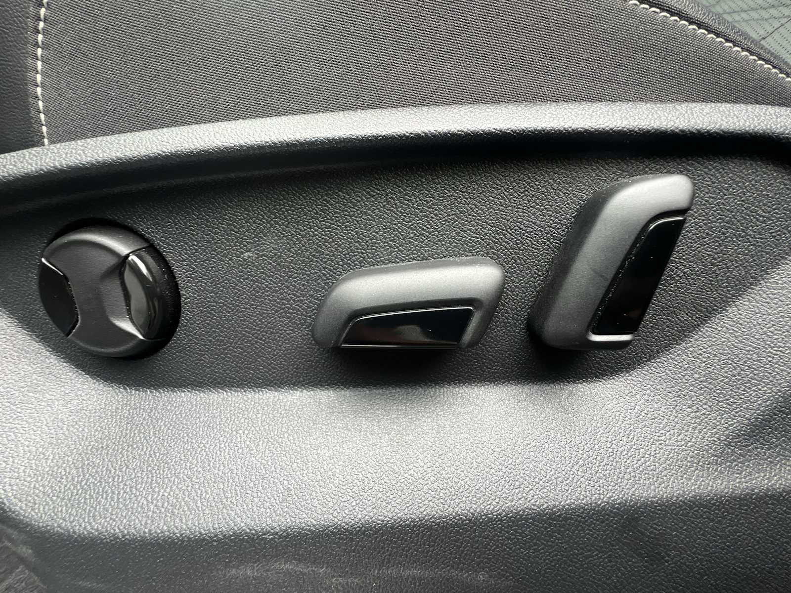 Thumbnail: 2025 Volkswagen Atlas - 14