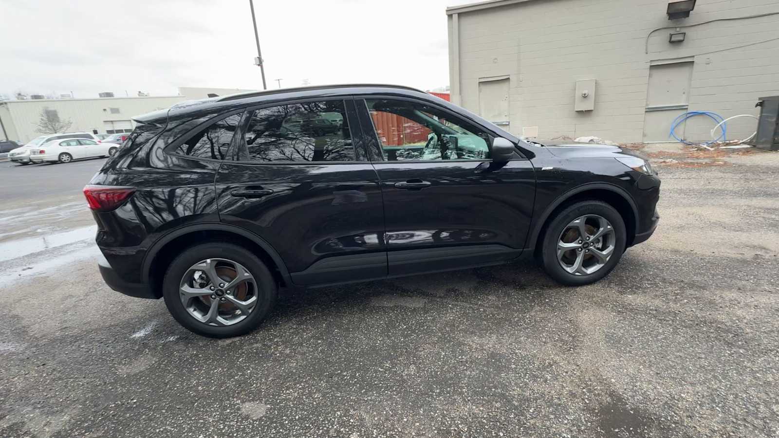 Thumbnail: 2025 Ford Escape - 9