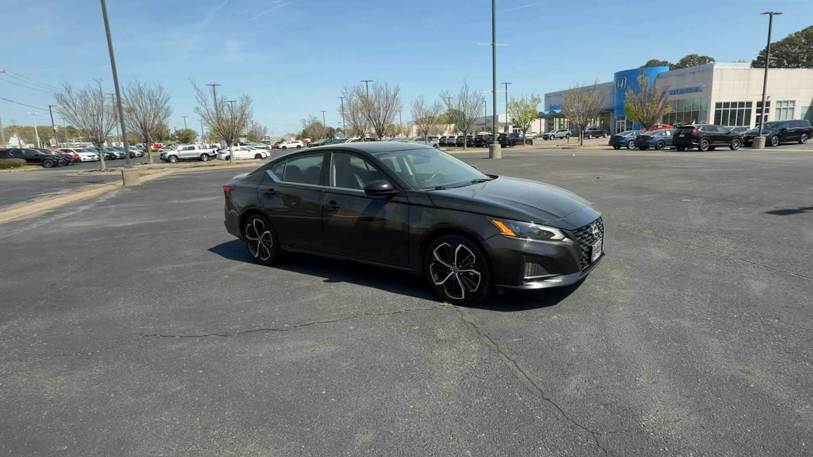 Thumbnail: 2024 Nissan Altima - 2