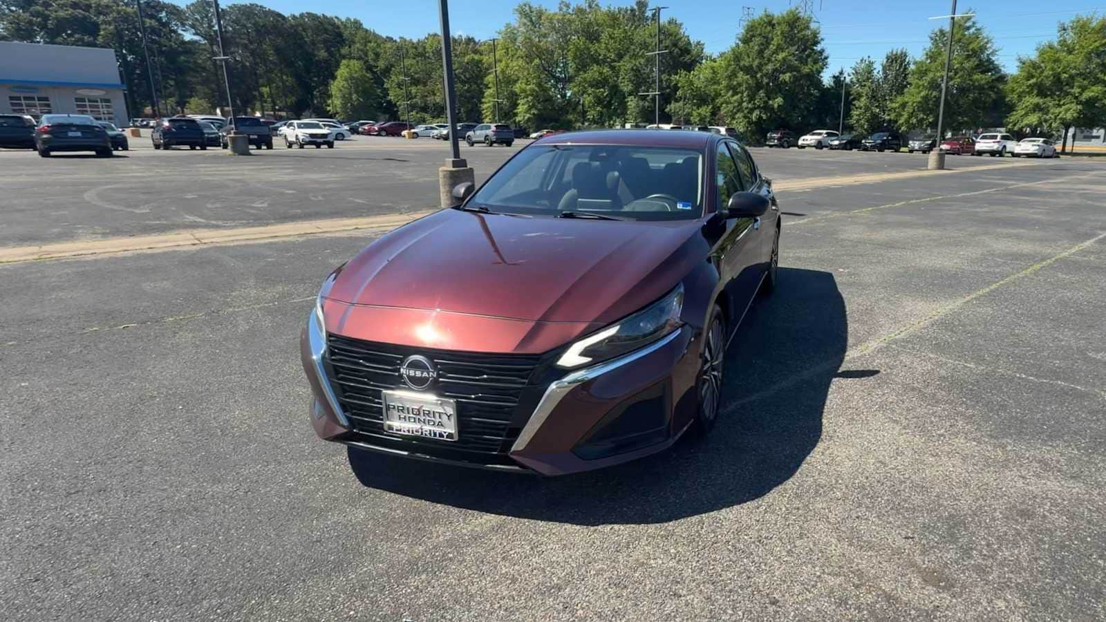 Thumbnail: 2024 Nissan Altima - 3