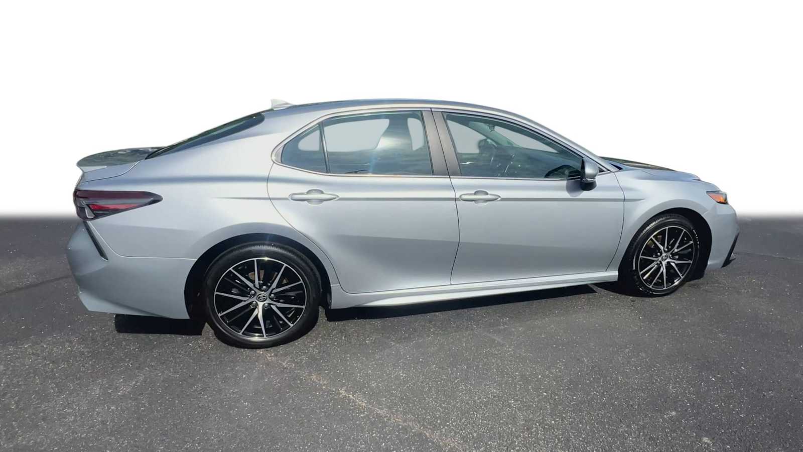 2023 Toyota Camry SE 9