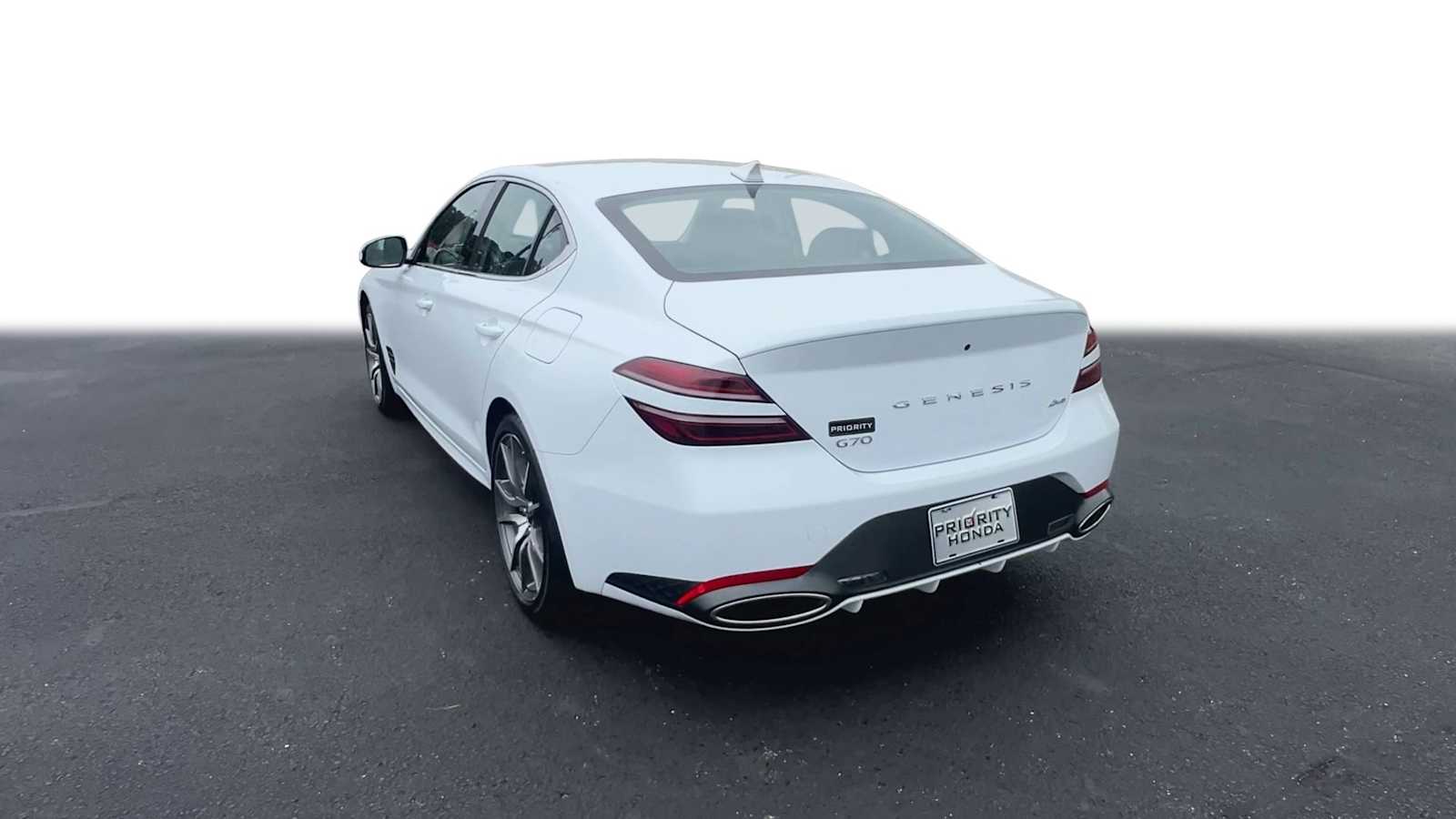 Thumbnail: 2025 Genesis G70 - 7
