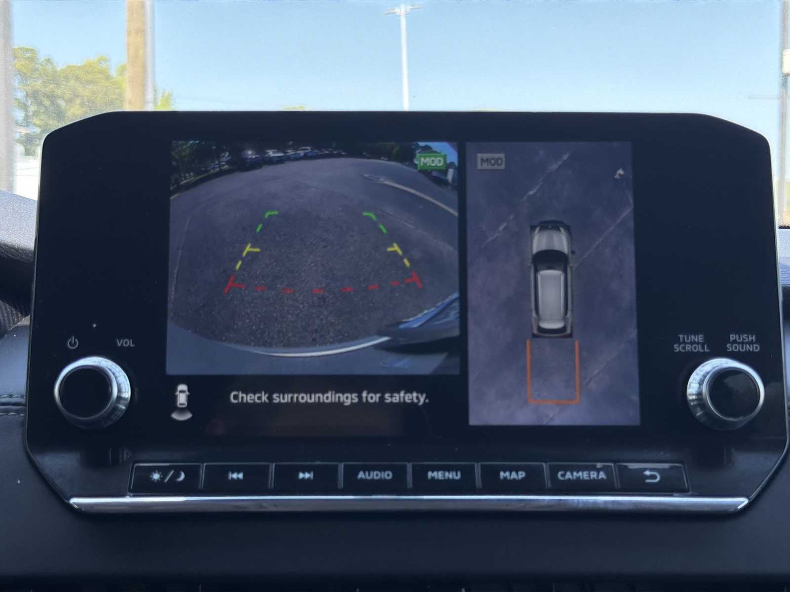 Thumbnail: 2024 Mitsubishi Outlander - 22