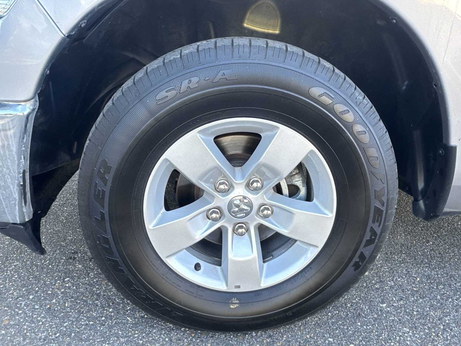 Thumbnail: 2024 RAM 1500 Classic - 18