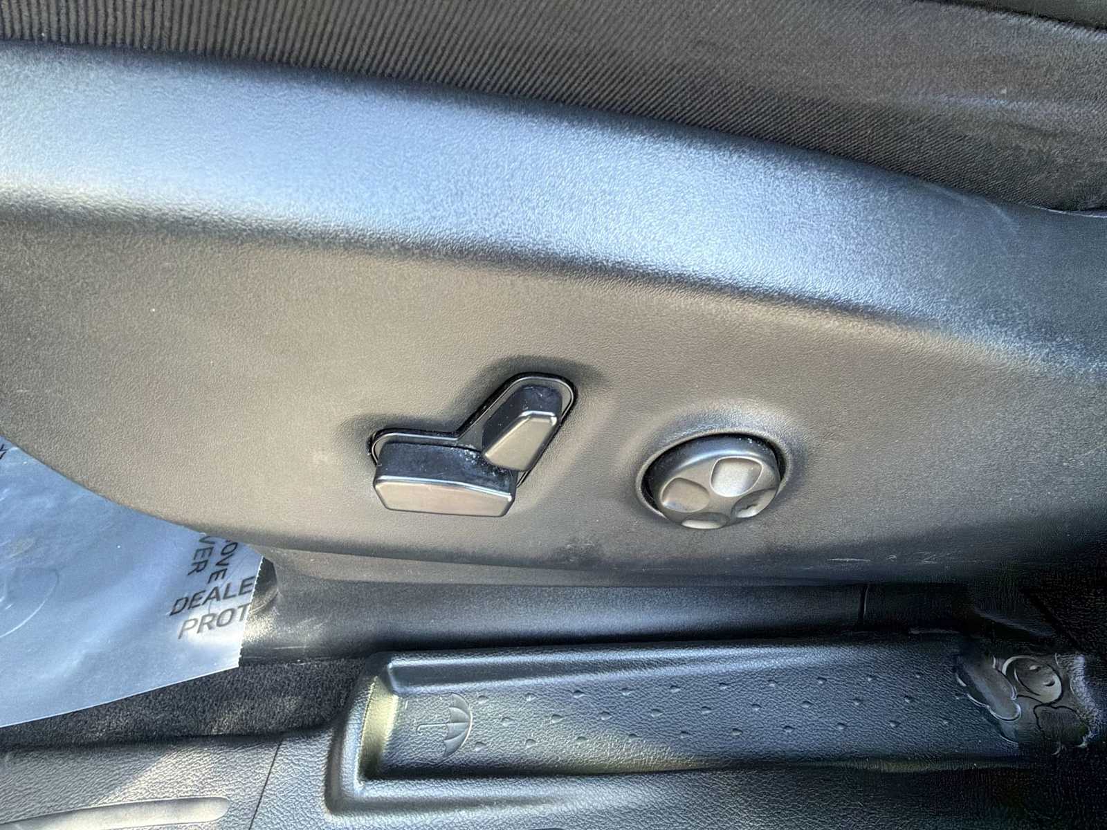 Thumbnail: 2025 Chrysler Pacifica - 14