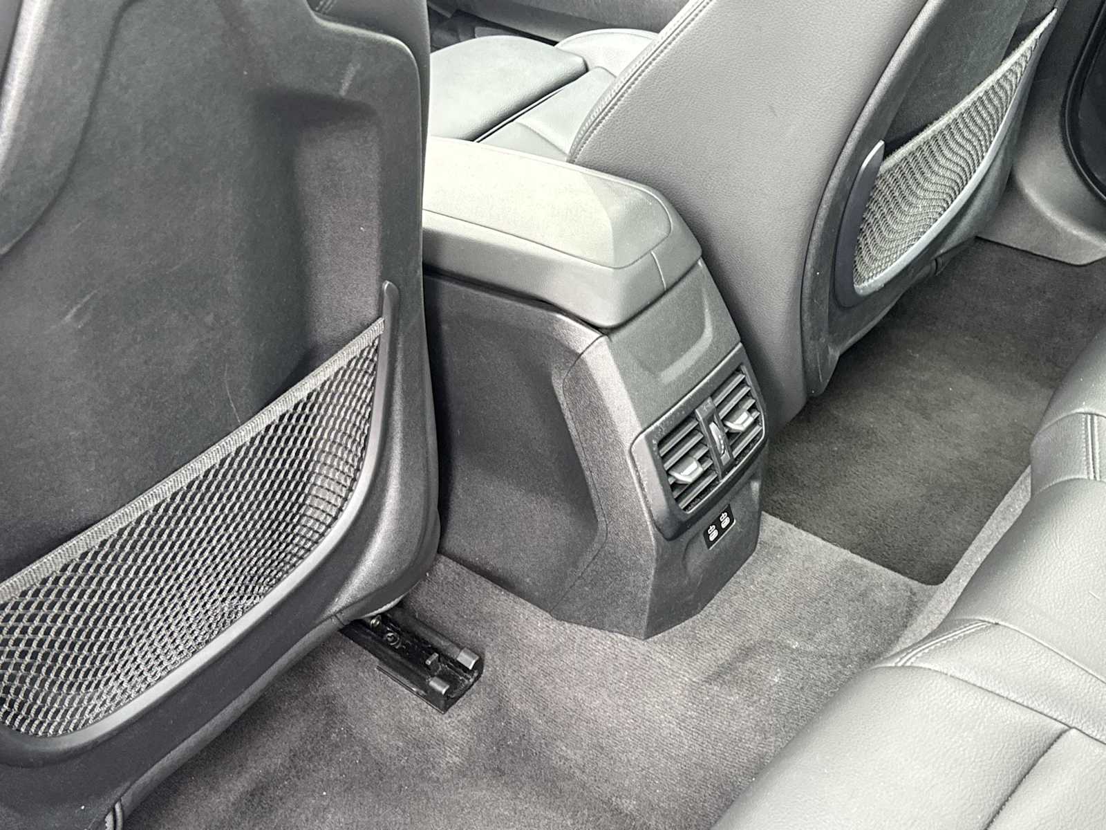 Thumbnail: 2024 BMW 2 Series - 23