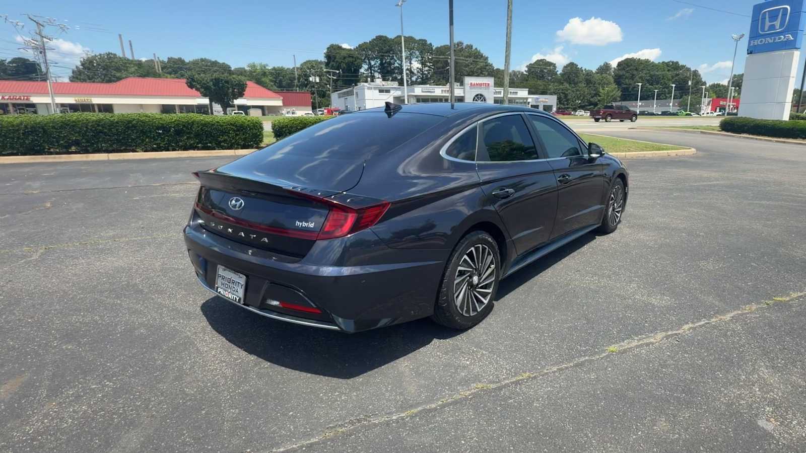 Thumbnail: 2020 Hyundai Sonata - 8