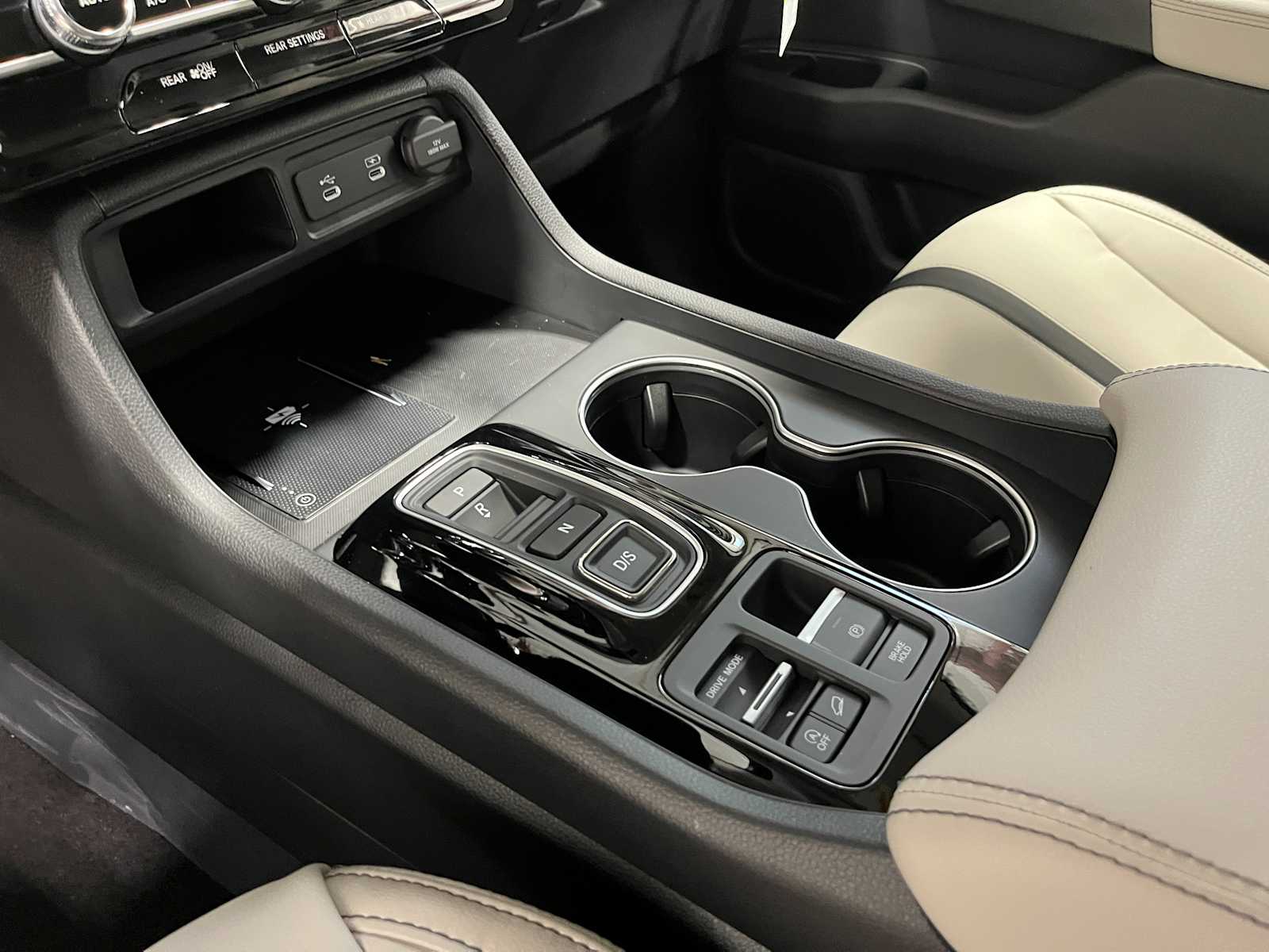 Thumbnail: 2026 Honda Pilot - 16