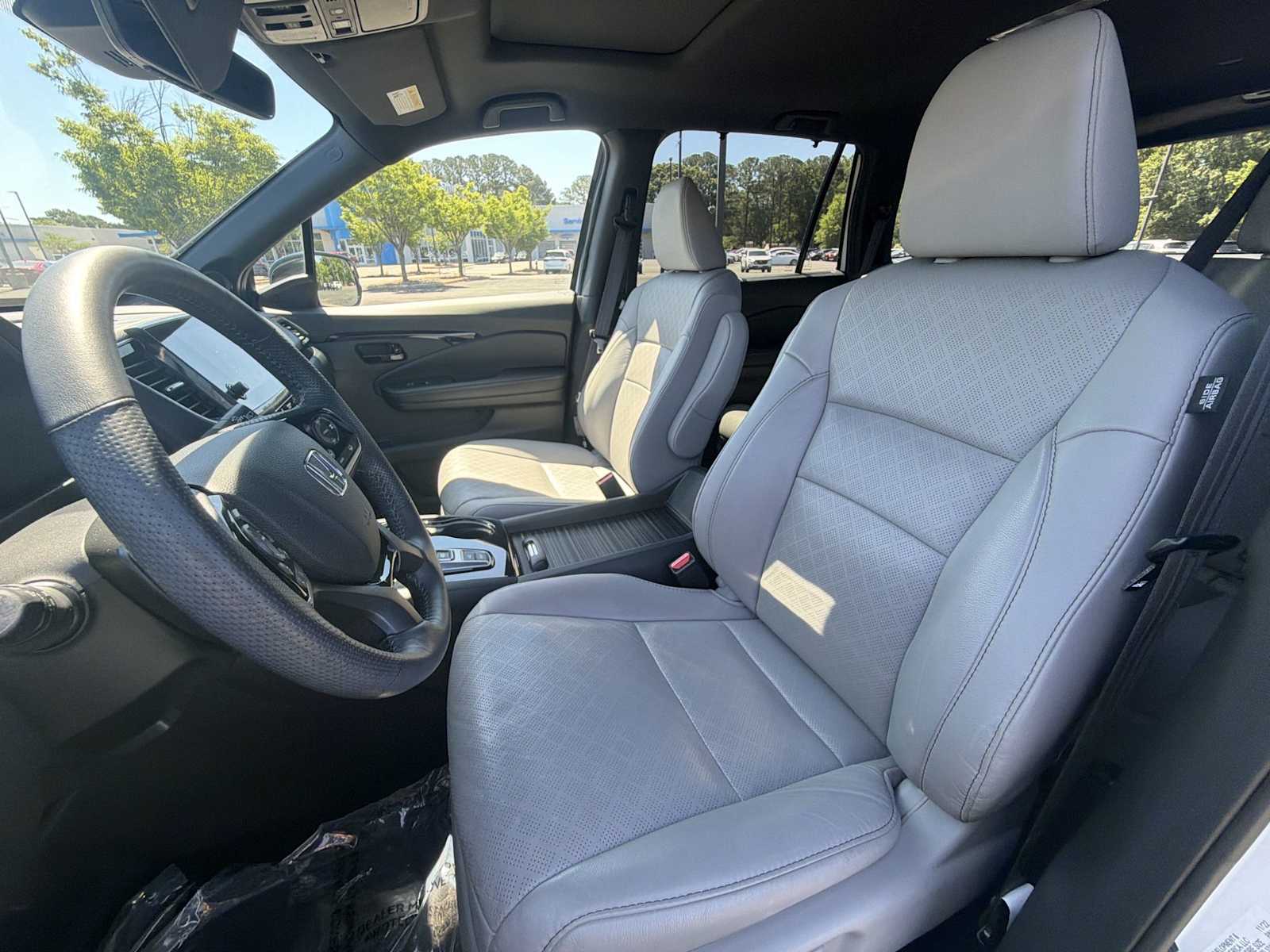 Thumbnail: 2023 Honda Passport - 12