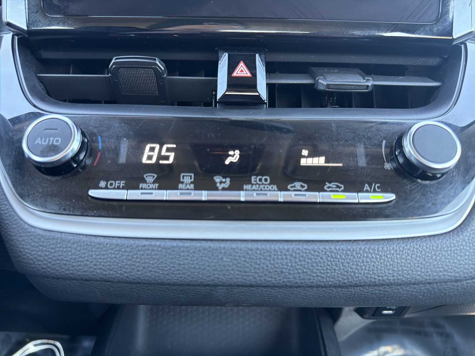 Thumbnail: 2023 Toyota Corolla - 16