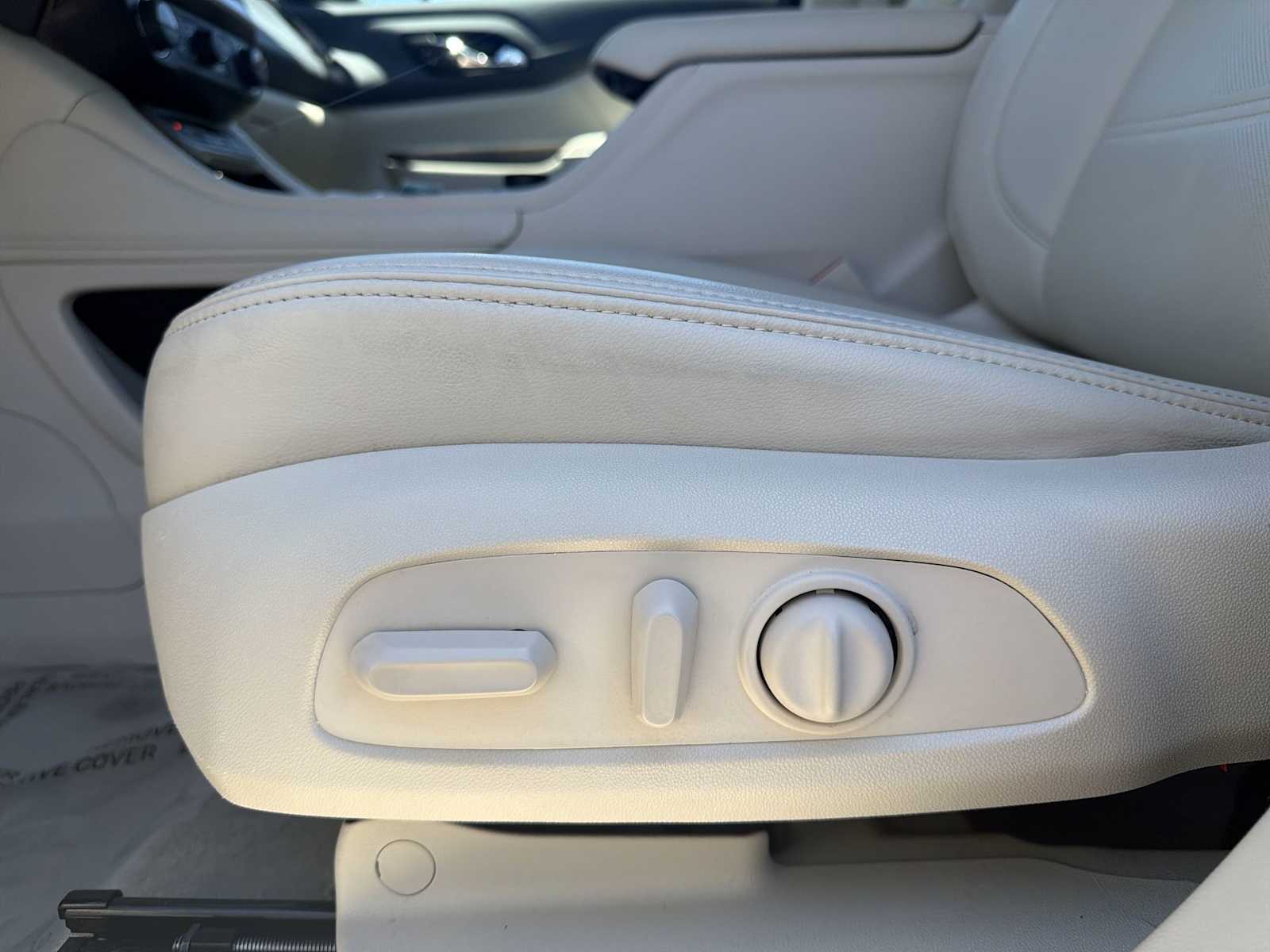 Thumbnail: 2021 GMC Acadia - 14