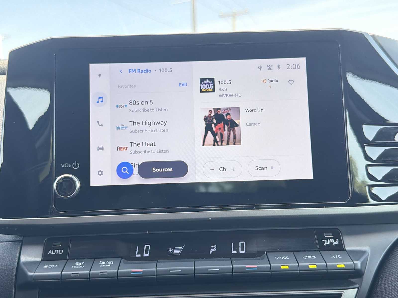 Thumbnail: 2025 Toyota Camry - 12