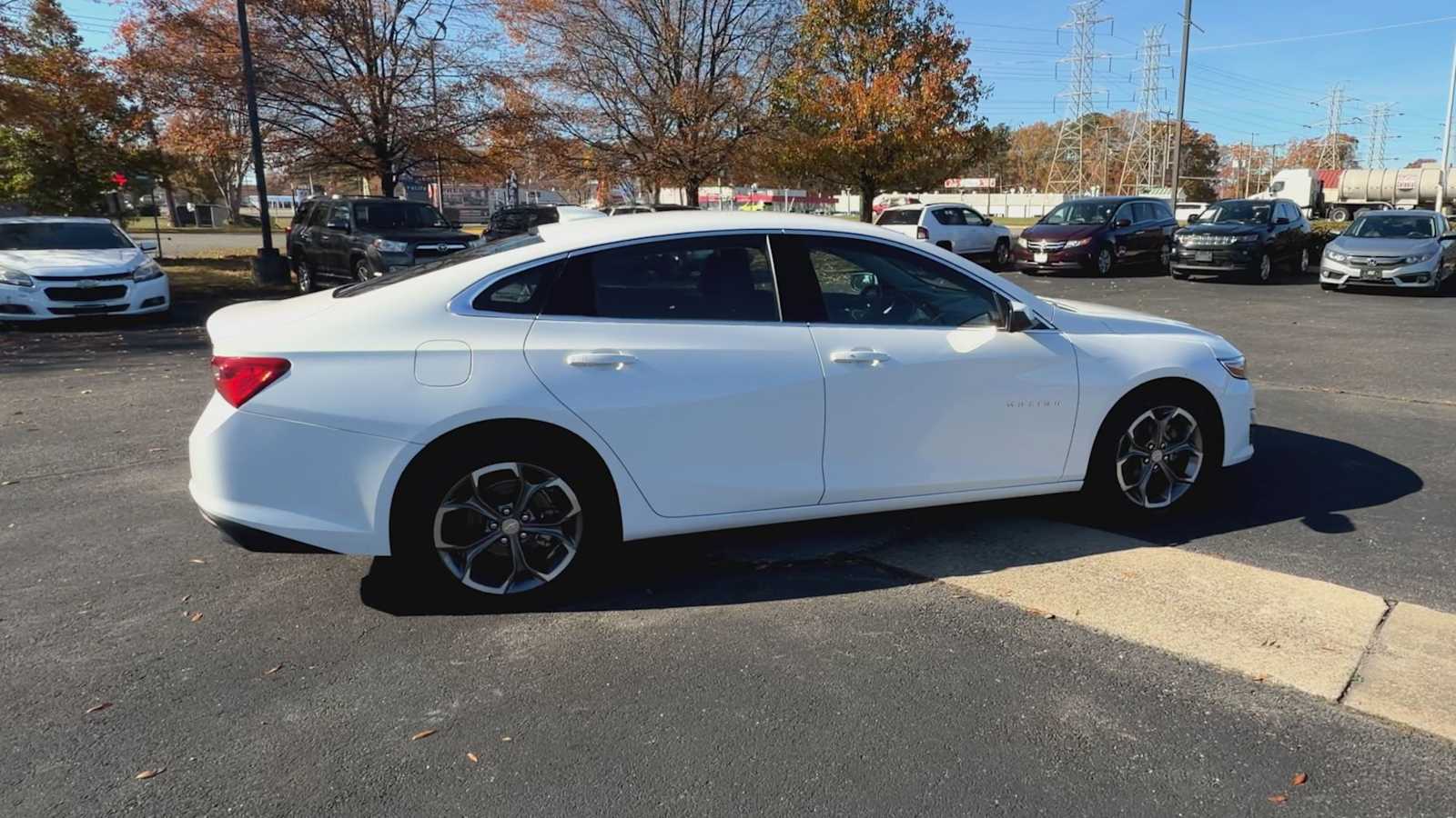 Thumbnail: 2024 Chevrolet Malibu - 9