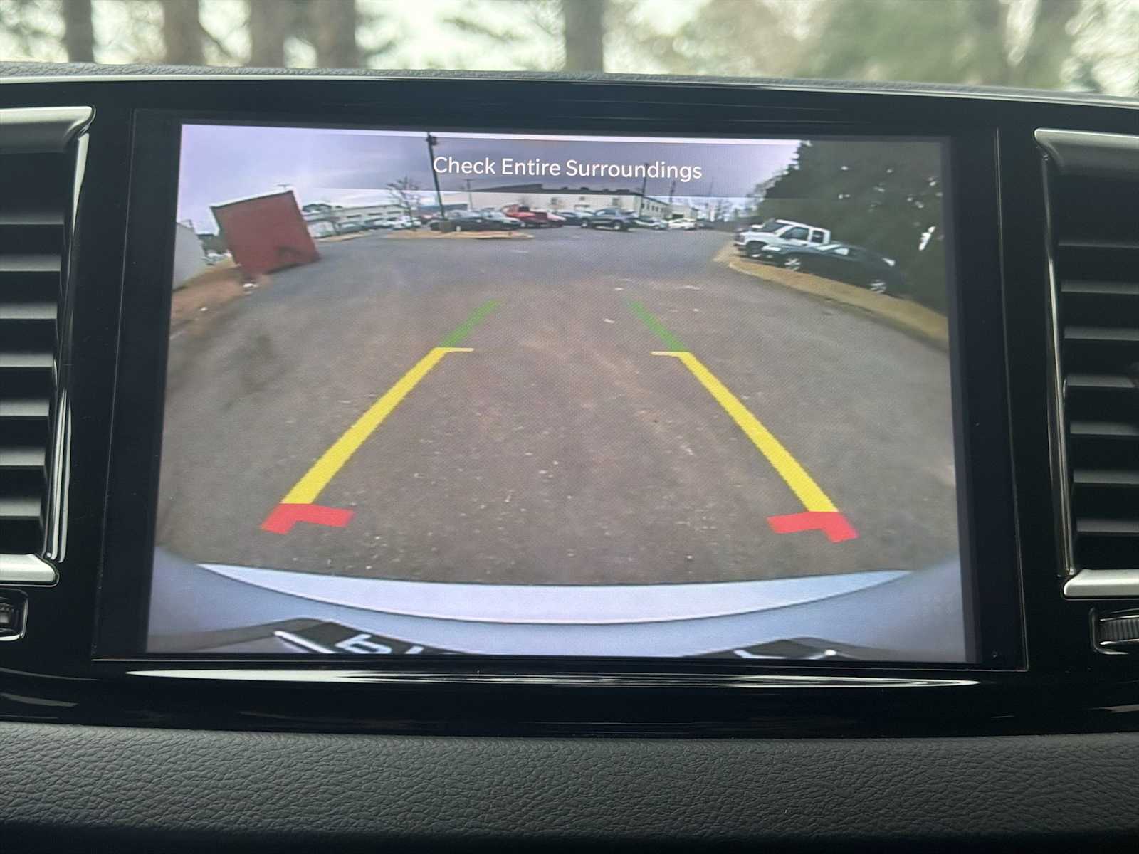 Thumbnail: 2023 Chrysler Pacifica - 22