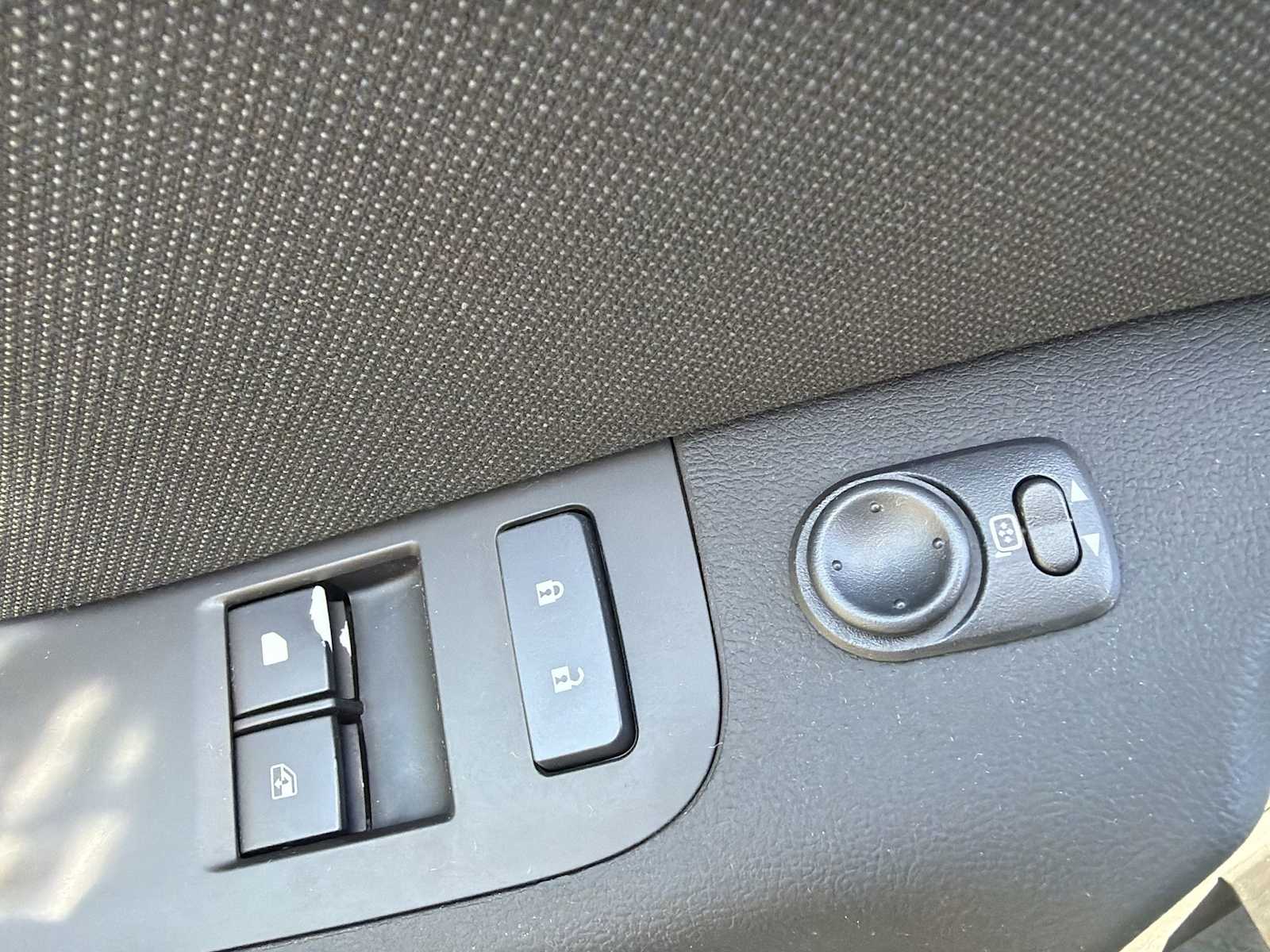 Thumbnail: 2014 Chevrolet Camaro - 15