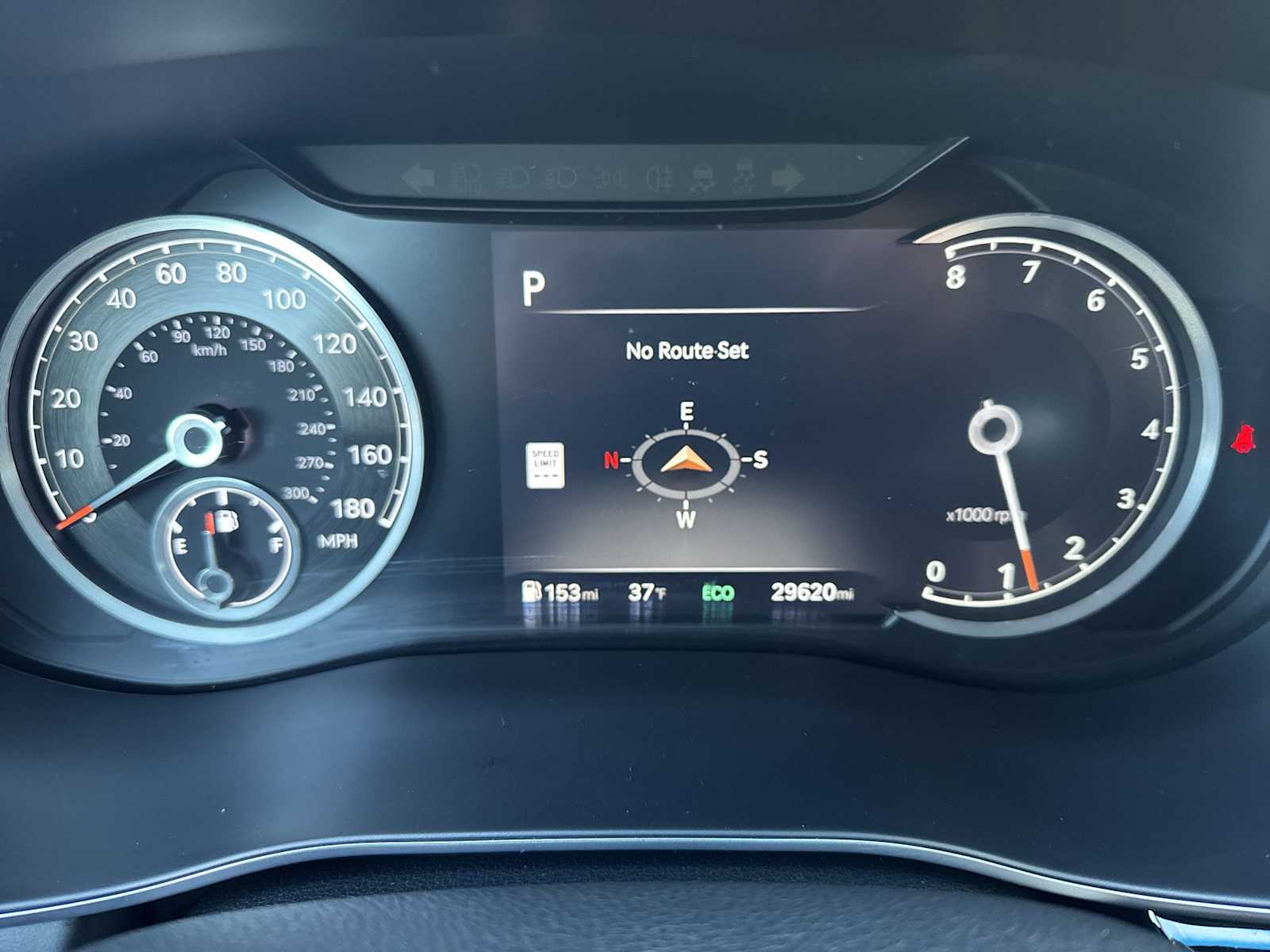 Thumbnail: 2025 Genesis G70 - 10