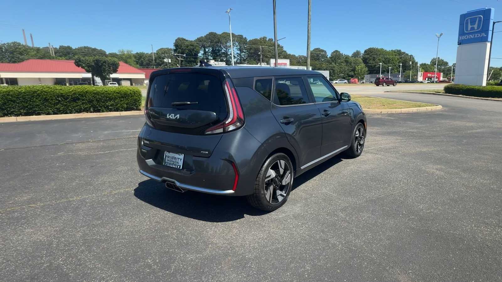 Thumbnail: 2023 Kia Soul - 8