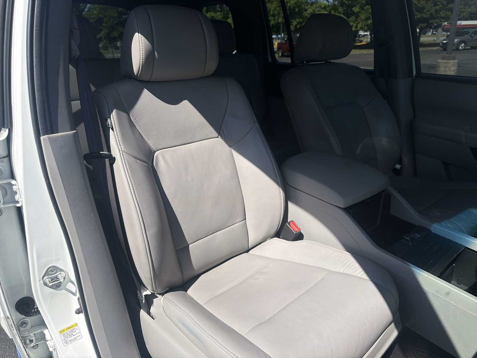 Thumbnail: 2012 Honda Pilot - 27