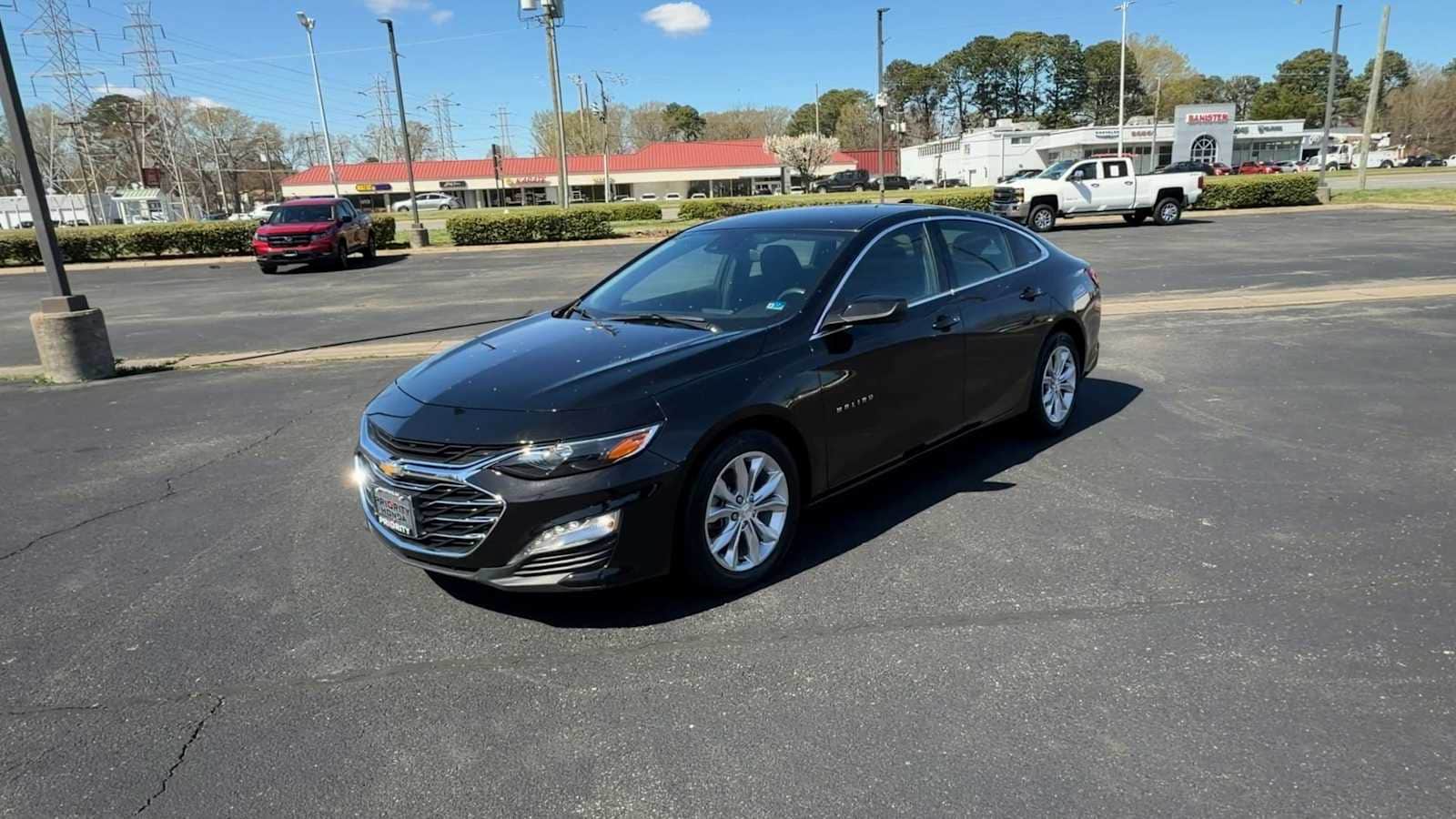 Thumbnail: 2024 Chevrolet Malibu - 4