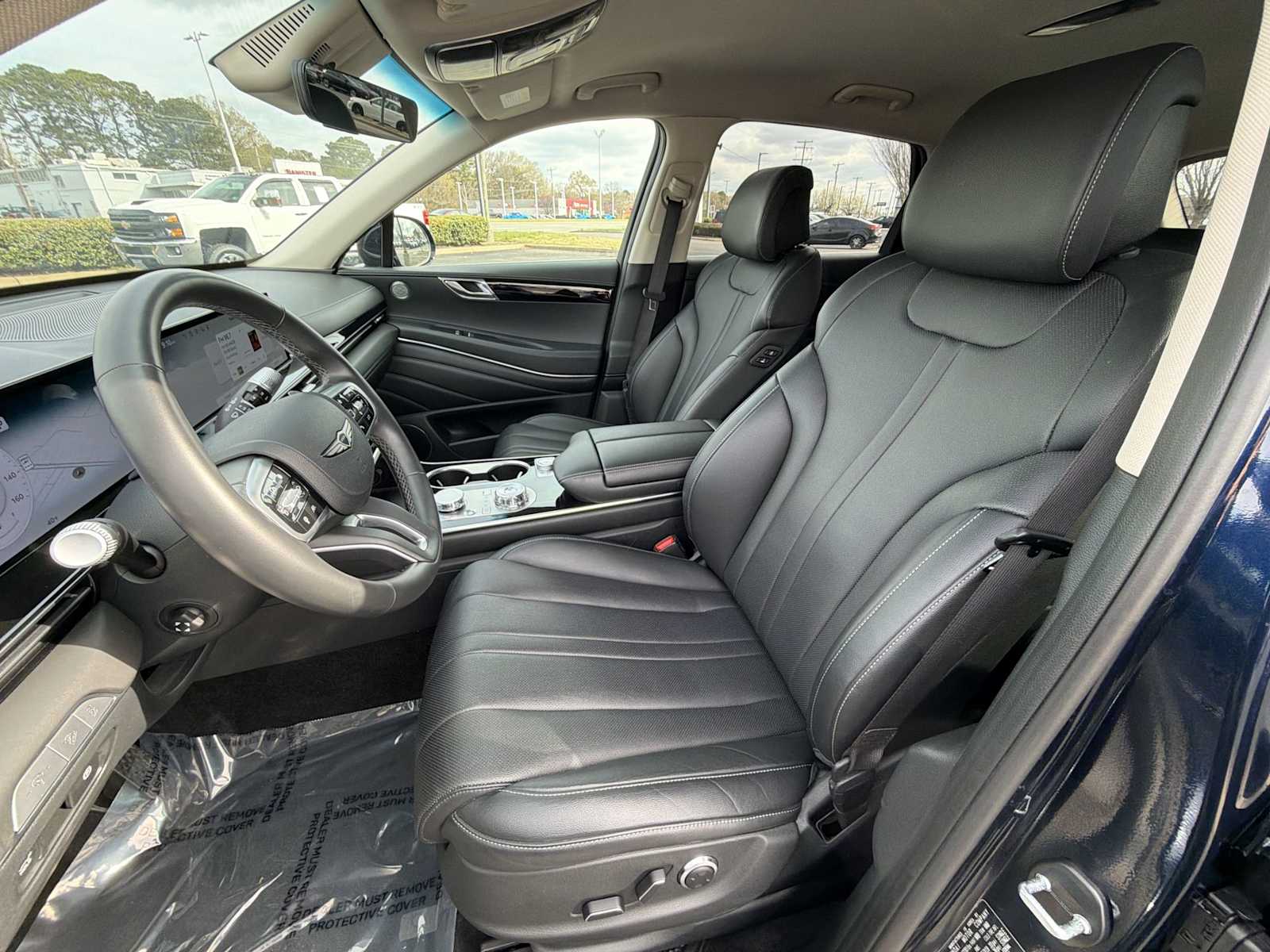 Thumbnail: 2025 Genesis GV80 - 13