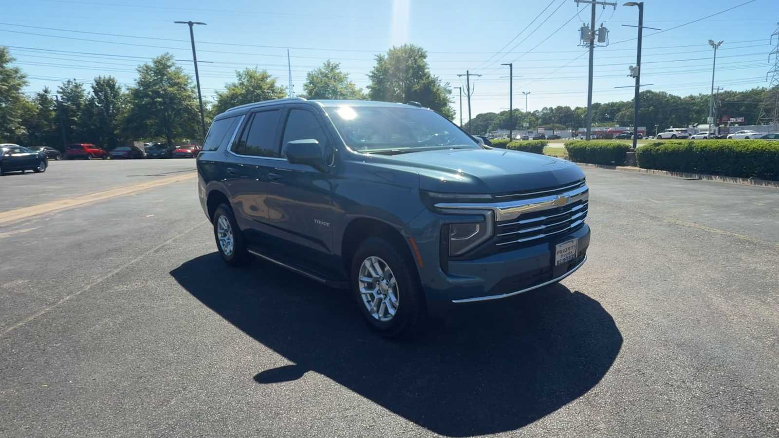 Thumbnail: 2025 Chevrolet Tahoe - 2