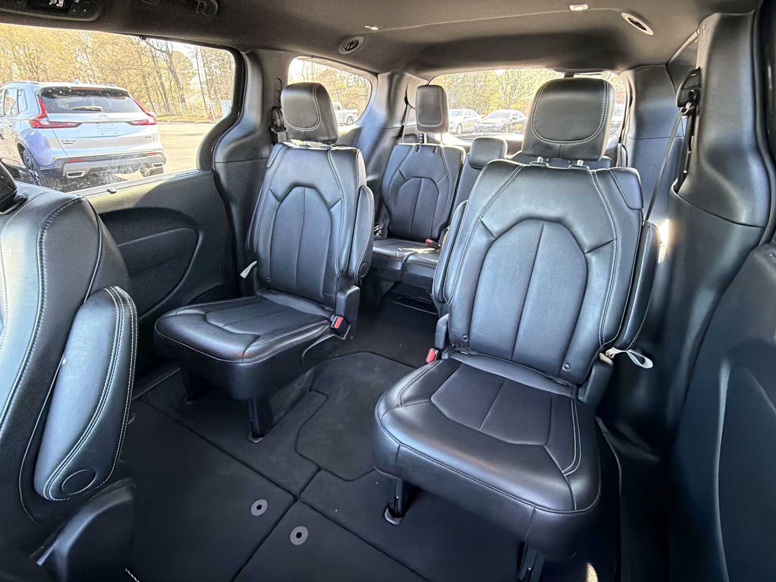 Thumbnail: 2025 Chrysler Pacifica - 23