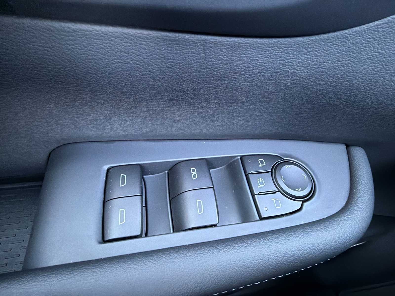 Thumbnail: 2025 Buick Enclave - 15