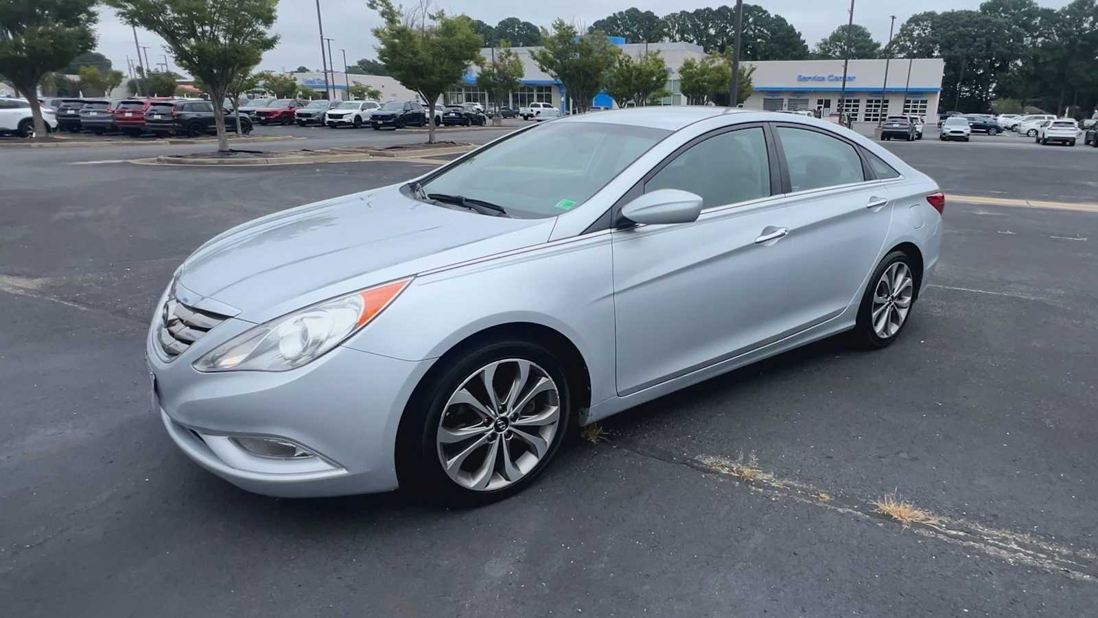 Thumbnail: 2013 Hyundai Sonata - 4