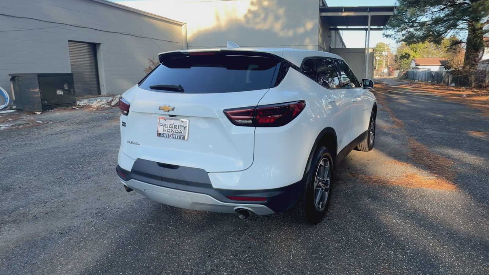 Thumbnail: 2025 Chevrolet Blazer - 8