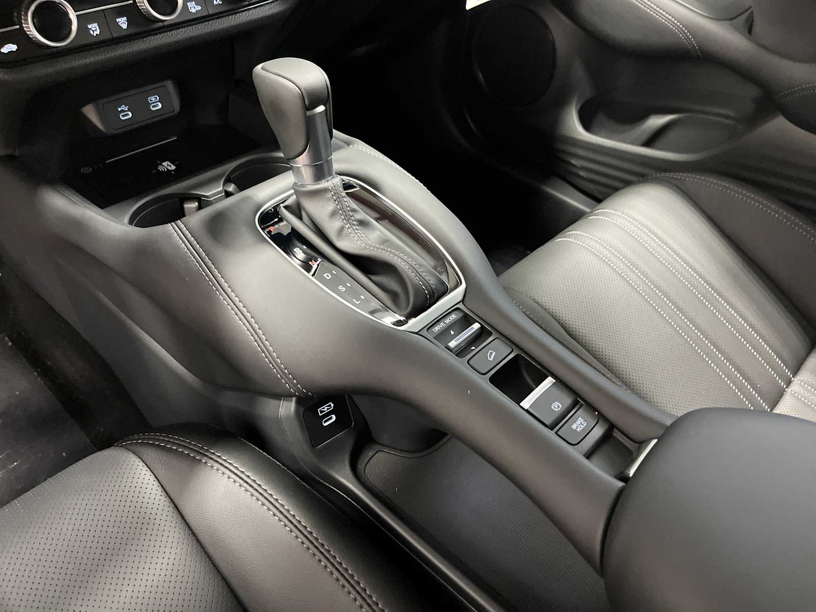 Thumbnail: 2026 Honda HR-V - 16