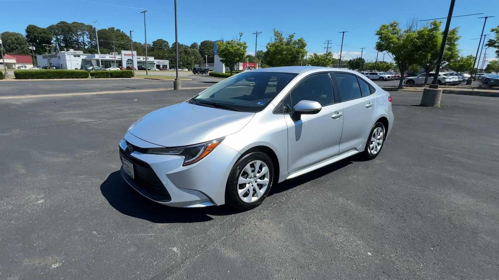 Thumbnail: 2023 Toyota Corolla - 4