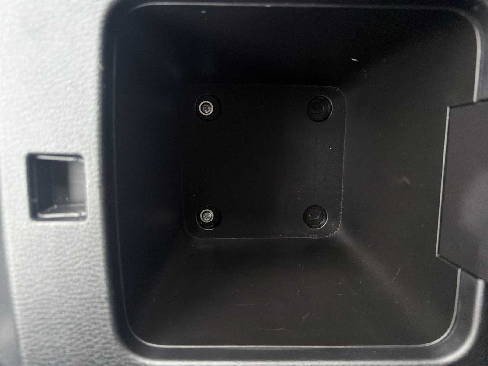 Thumbnail: 2024 Mitsubishi Outlander - 23