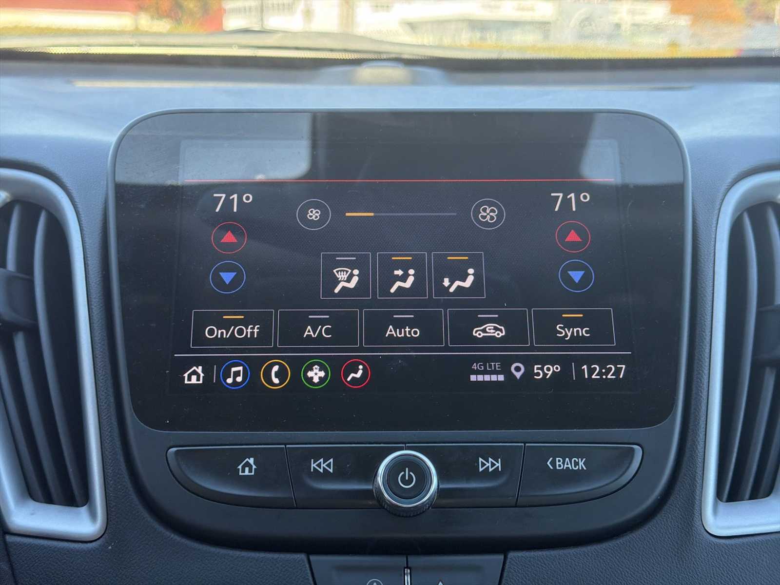 Thumbnail: 2024 Chevrolet Malibu - 16