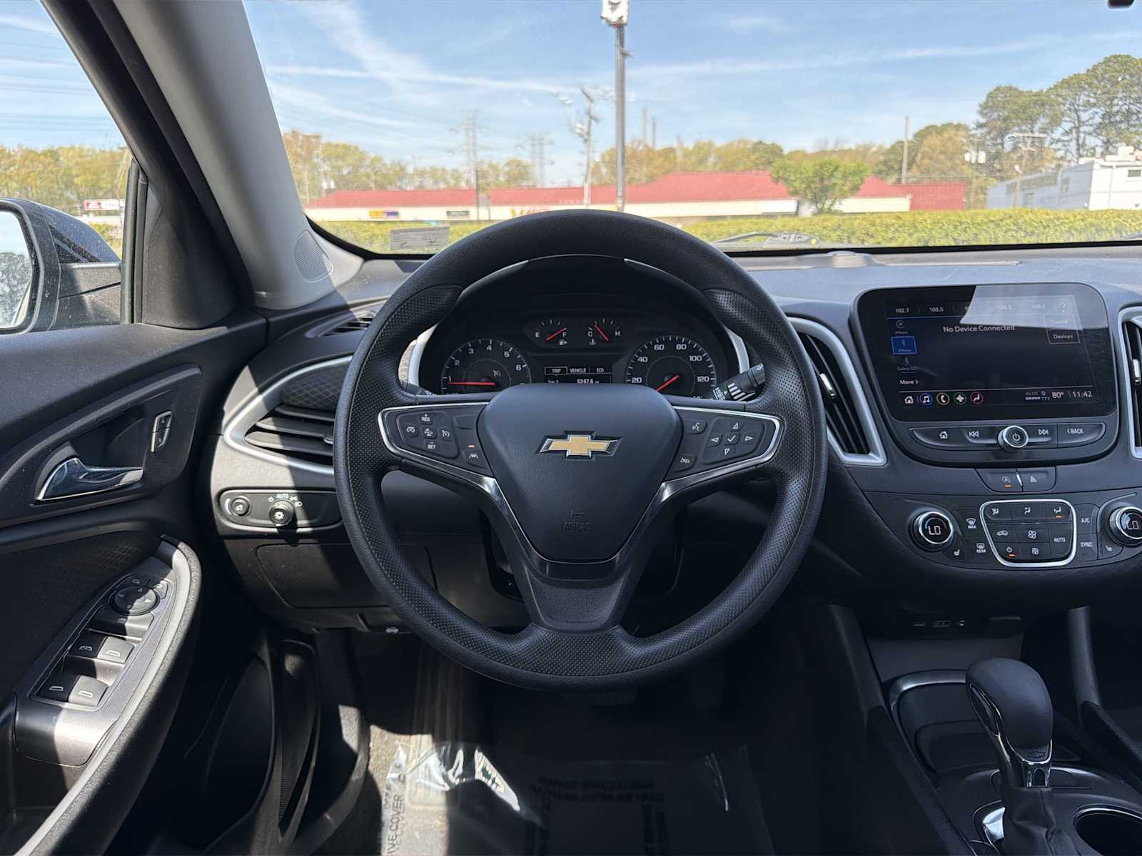 Thumbnail: 2023 Chevrolet Malibu - 11