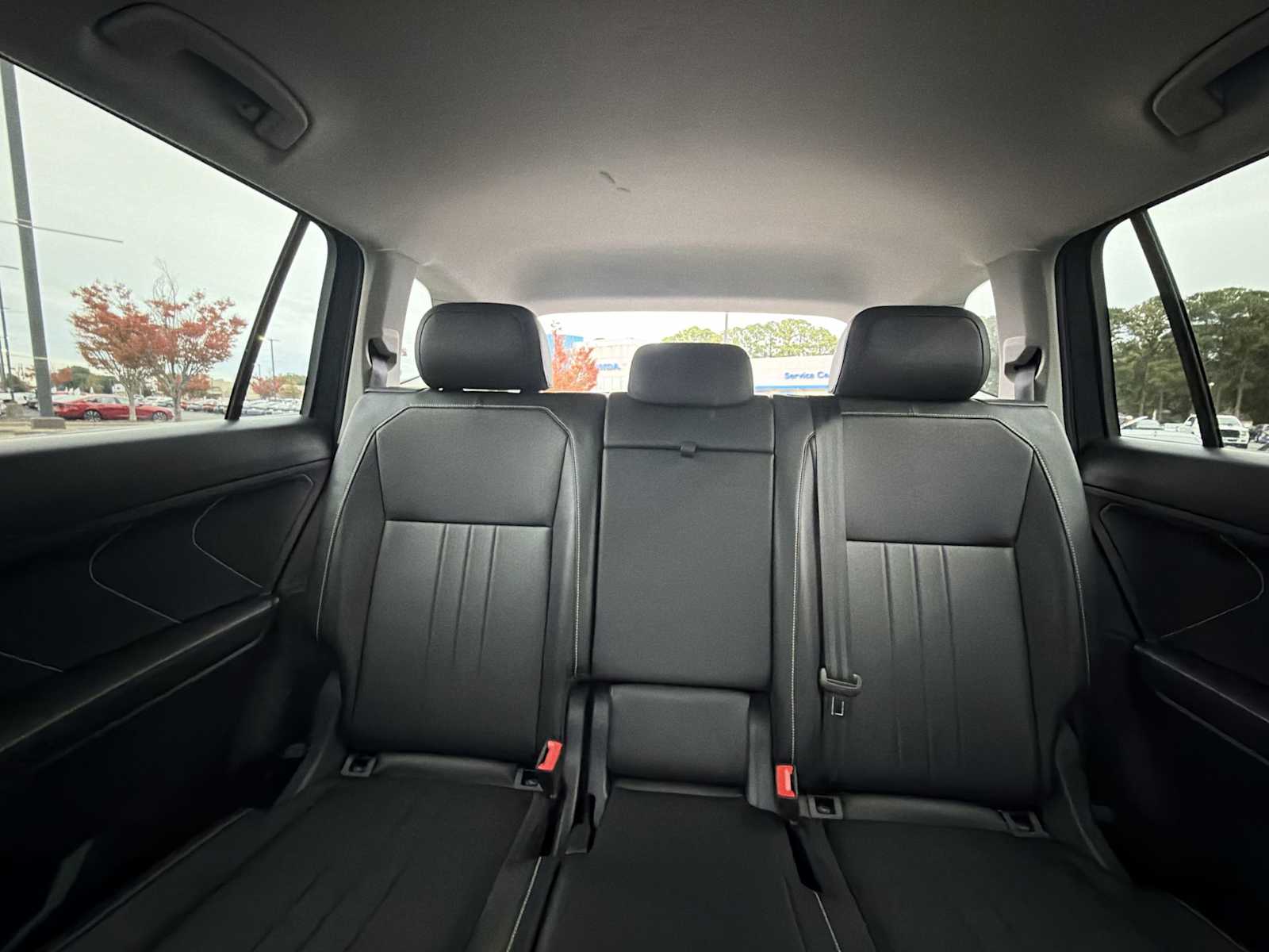 Thumbnail: 2024 Volkswagen Tiguan - 24