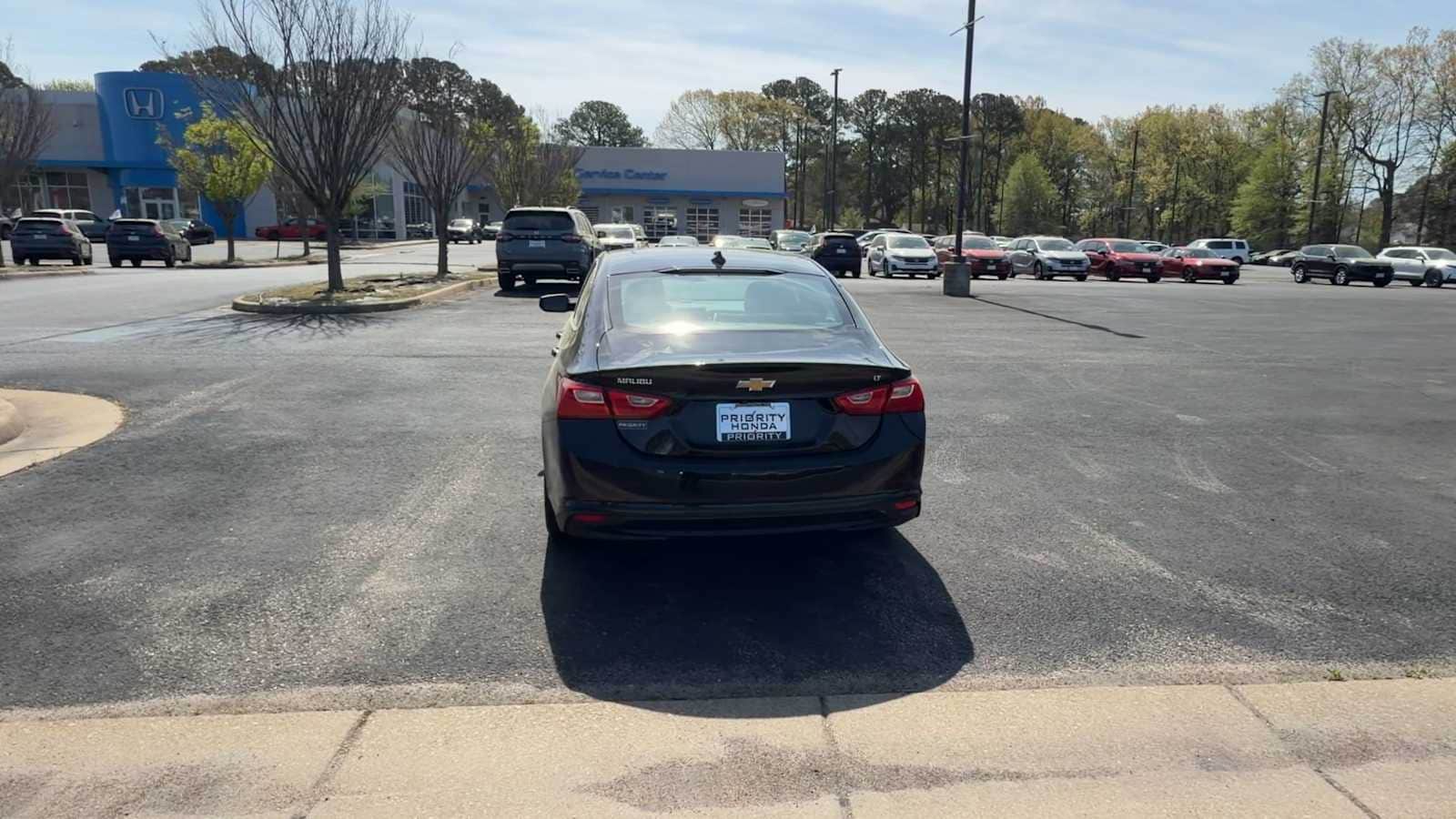 Thumbnail: 2023 Chevrolet Malibu - 7