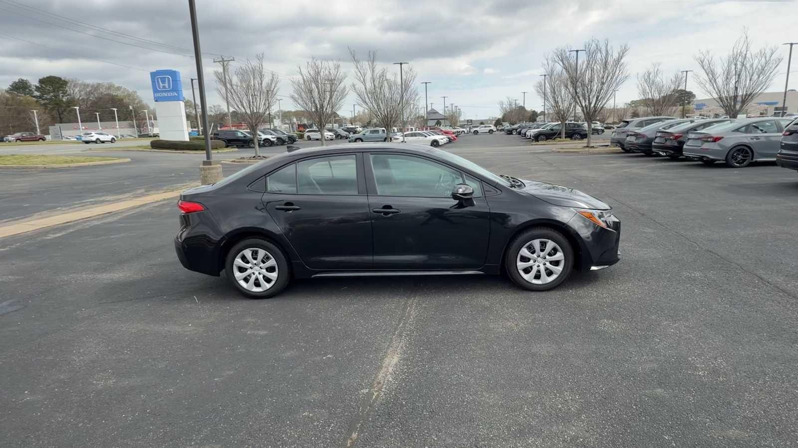 Thumbnail: 2024 Toyota Corolla - 9