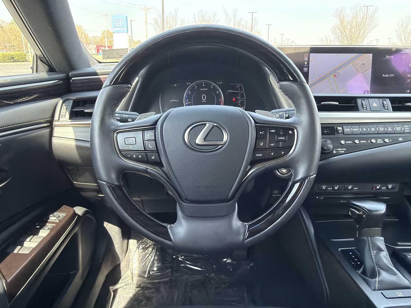 Thumbnail: 2019 Lexus ES - 11