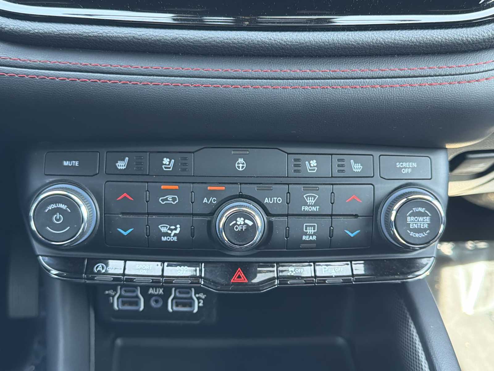 Thumbnail: 2024 Dodge Durango - 17