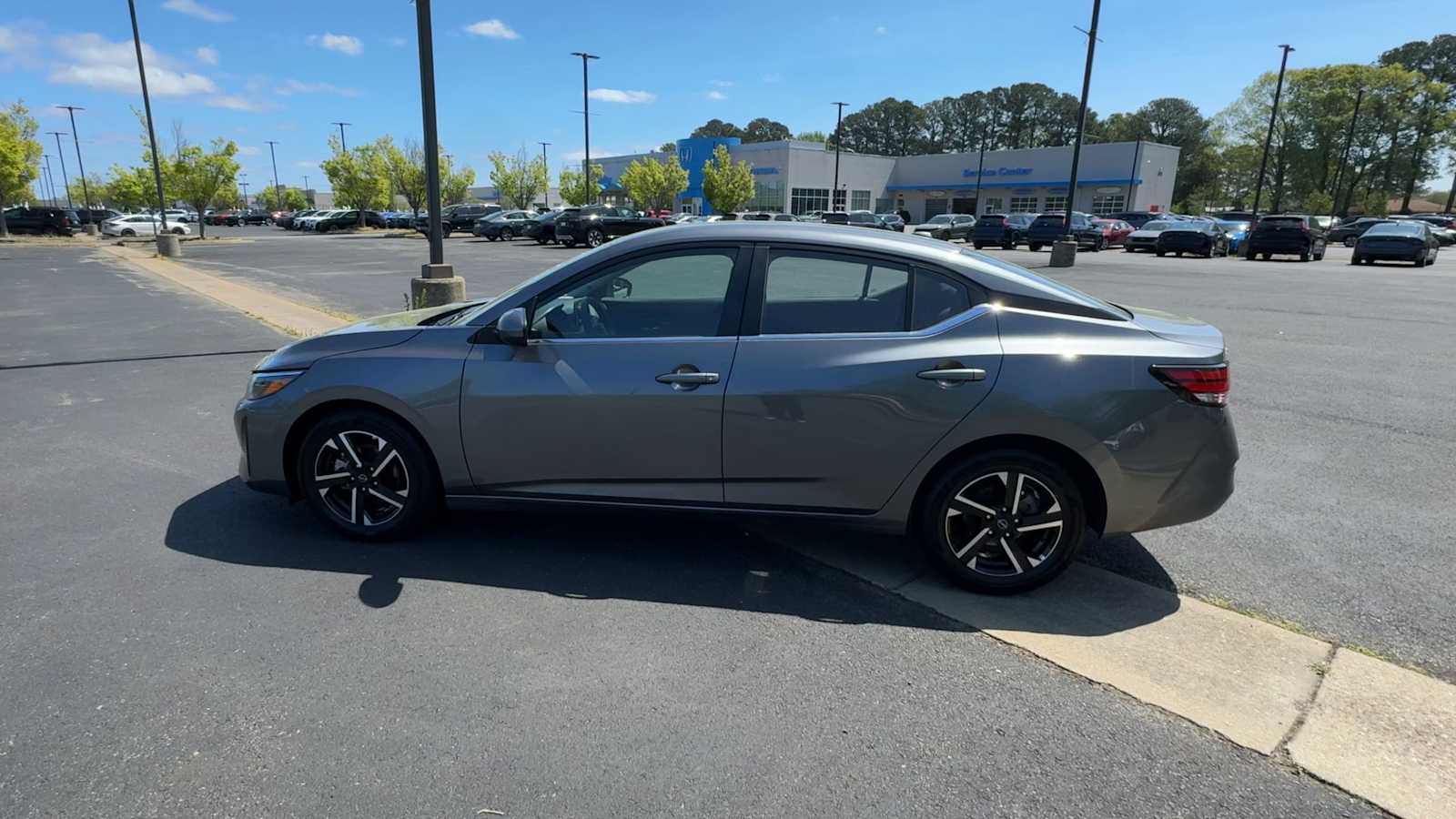 Thumbnail: 2025 Nissan Sentra - 5