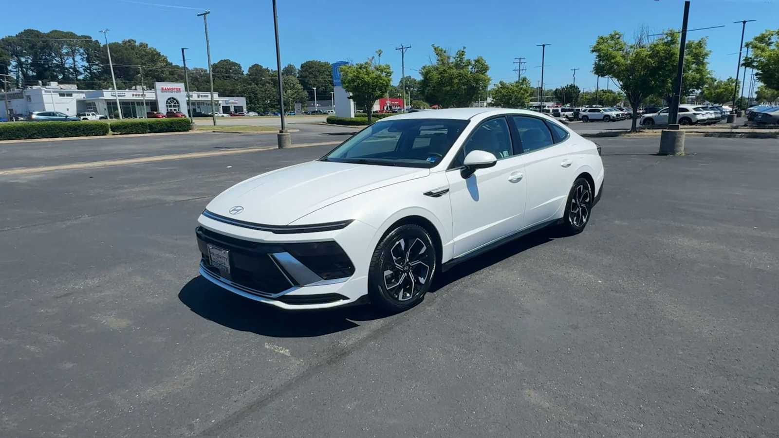 Thumbnail: 2024 Hyundai Sonata - 4