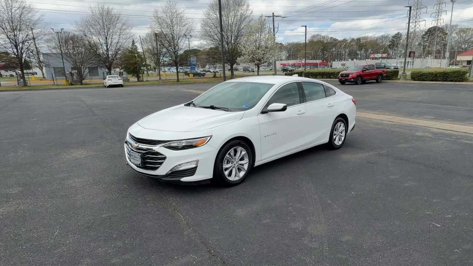 Thumbnail: 2024 Chevrolet Malibu - 4