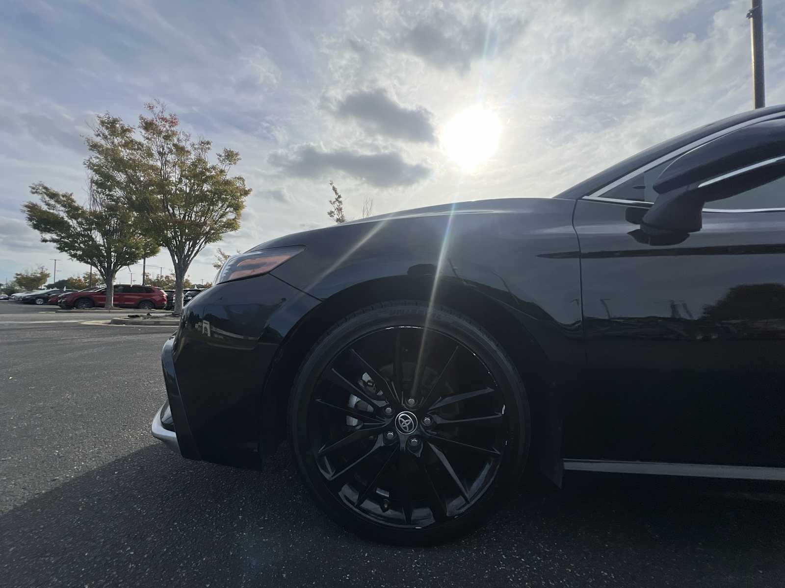 Thumbnail: 2023 Toyota Camry - 18