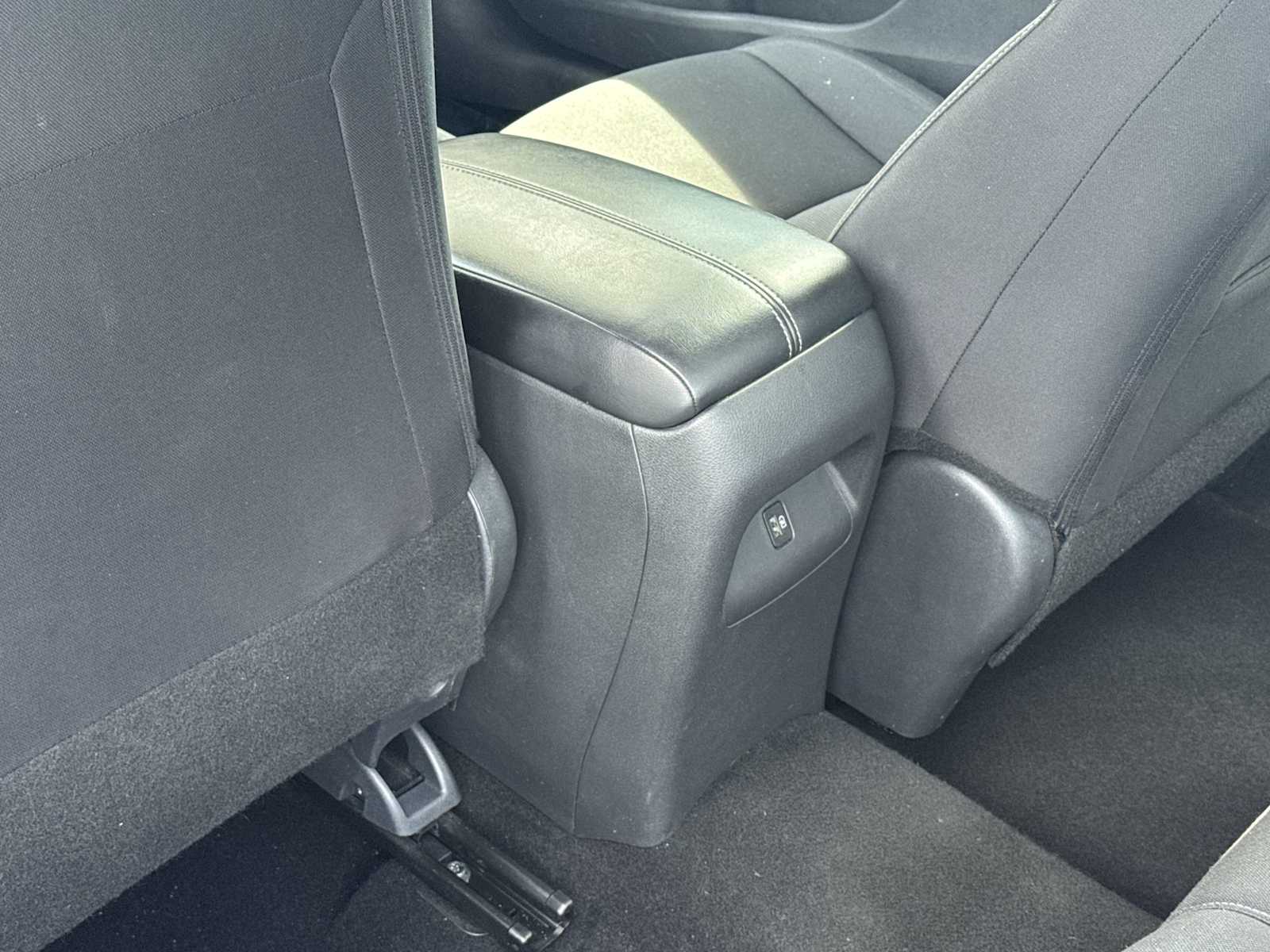 Thumbnail: 2023 Nissan Sentra - 21