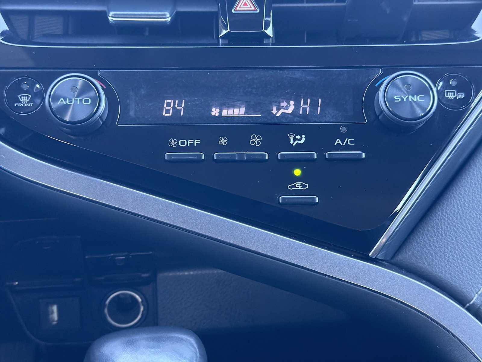 Thumbnail: 2023 Toyota Camry - 16