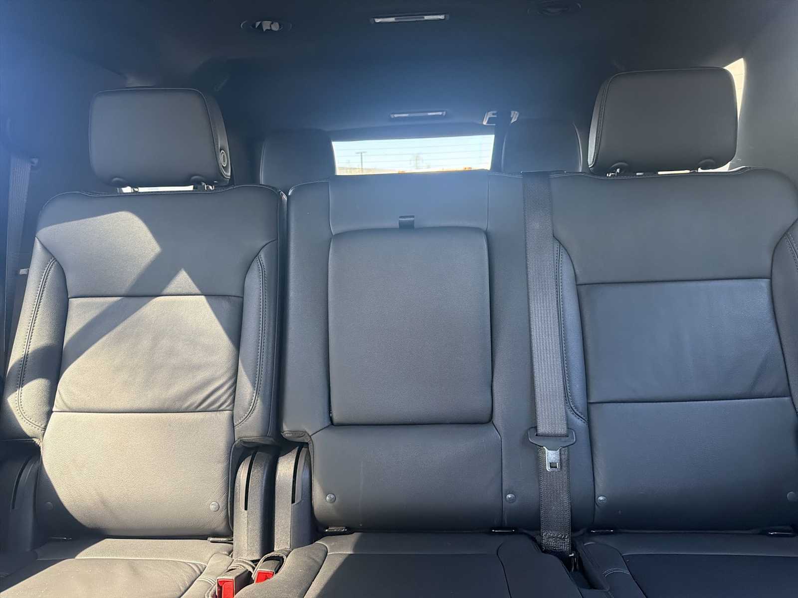 Thumbnail: 2025 Chevrolet Tahoe - 25