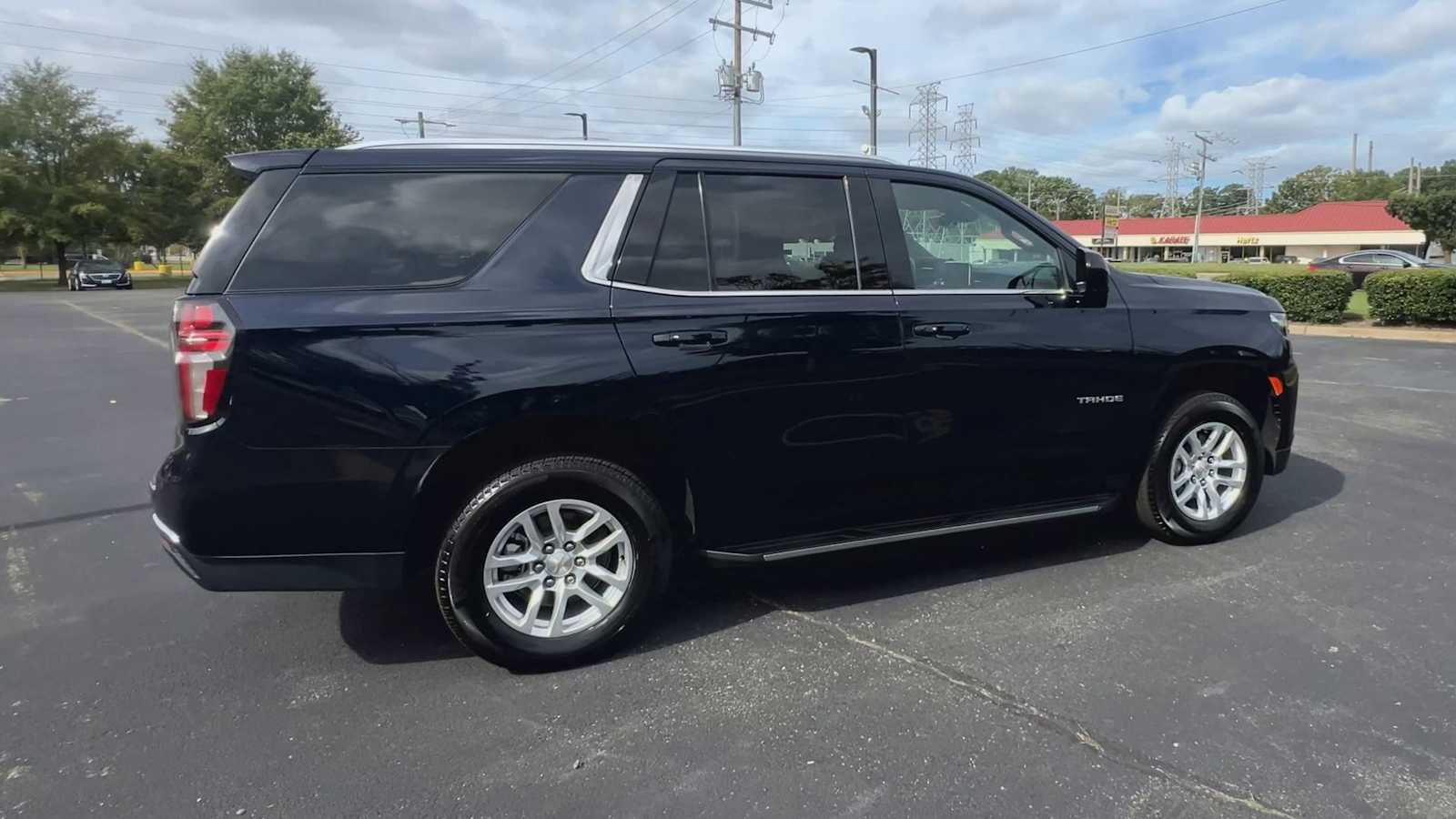 Thumbnail: 2024 Chevrolet Tahoe - 9