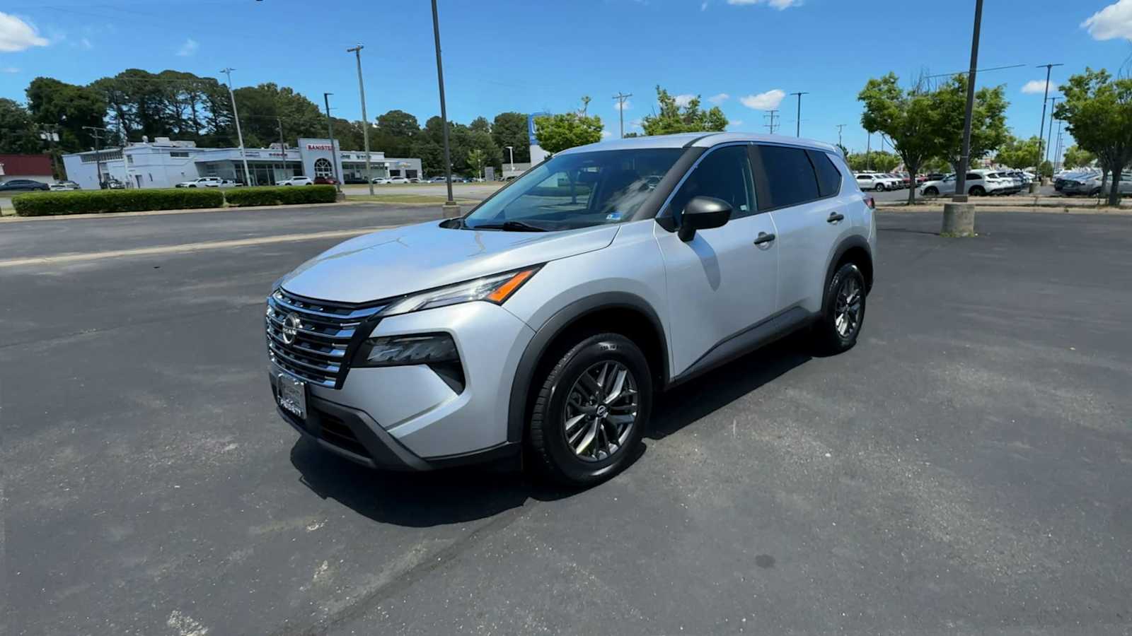 Thumbnail: 2024 Nissan Rogue - 4