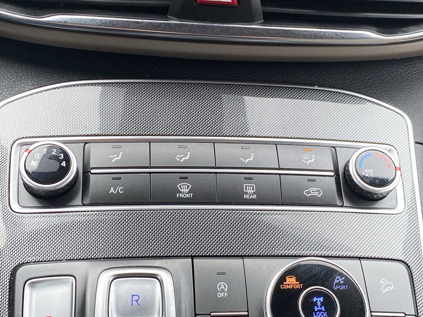 Thumbnail: 2022 Hyundai Santa Fe - 16