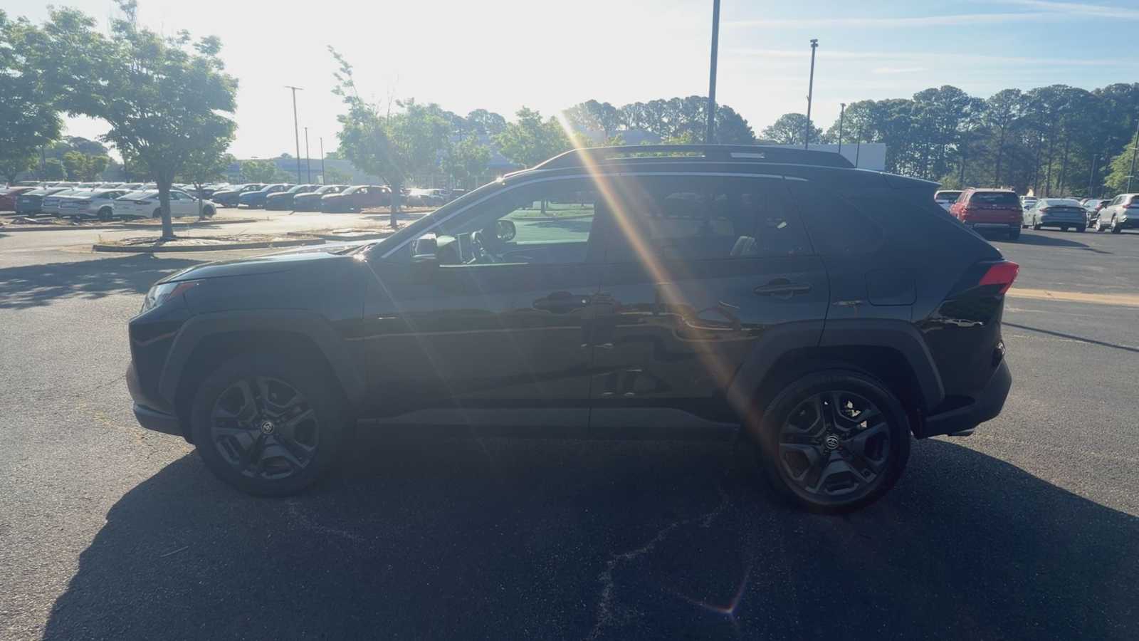 Thumbnail: 2024 Toyota RAV4 - 8